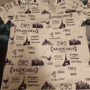 New with tags Balenciaga T-shirt size medium